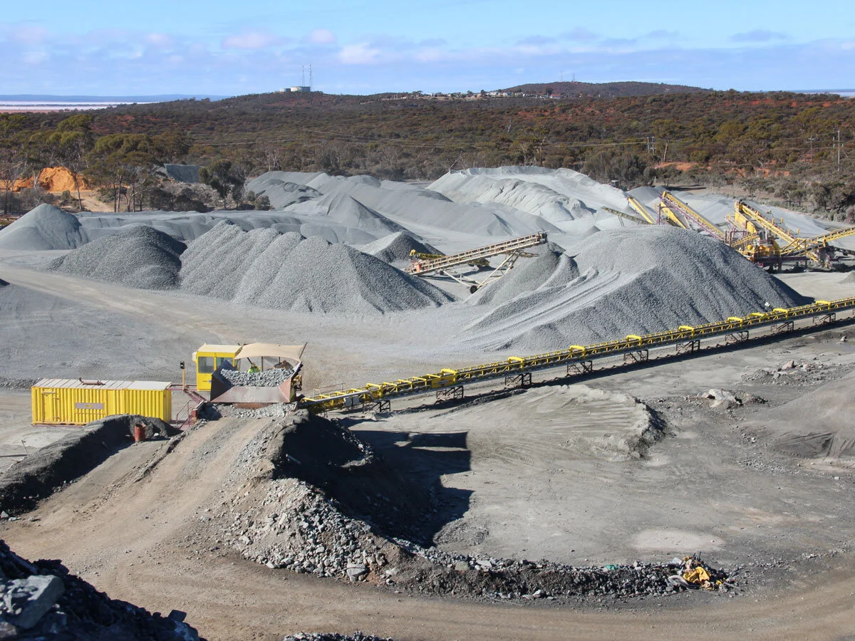 Blue Metal Aggregate Kalgoorlie — Little Industries