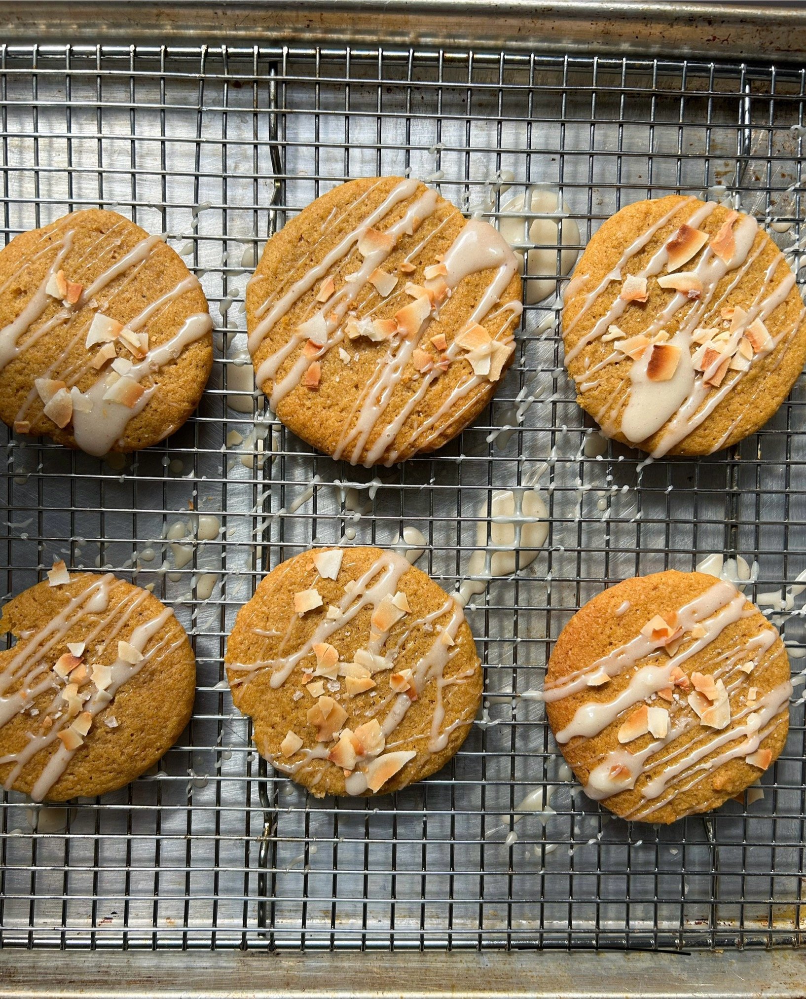 Pumpkin Coquito Cookies