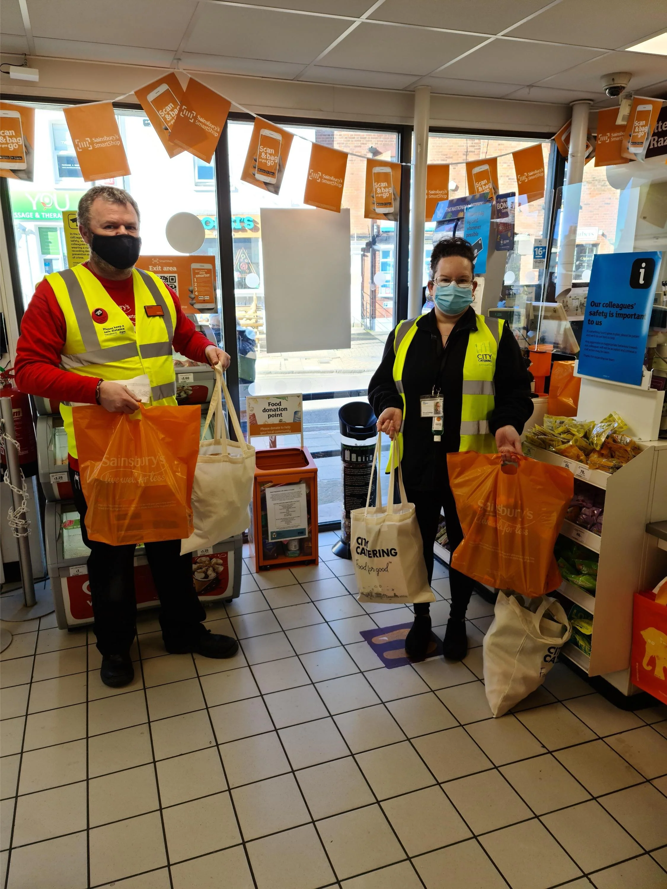 Sainsbury’s help City Catering provide food and gifts to Care Meals