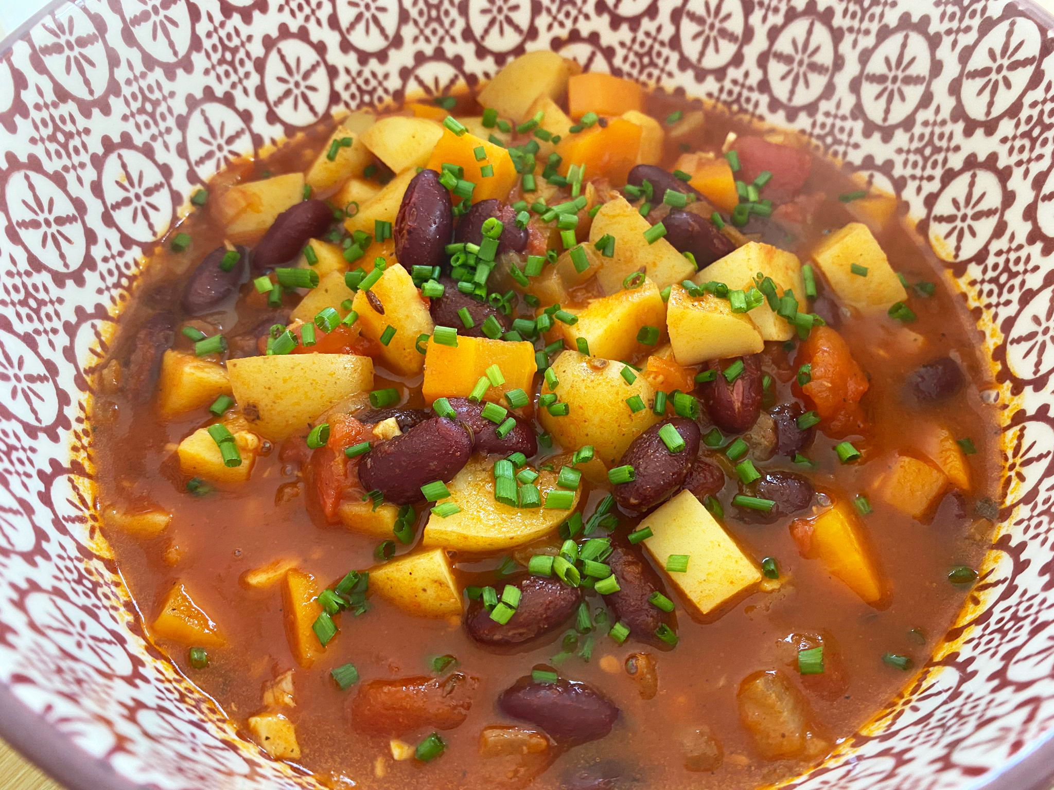 Bean & veggie Goulash style soup for website.png