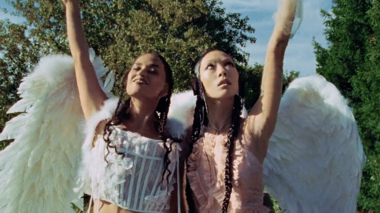 Empress Of - Kiss Me Ft Rina Sawayama