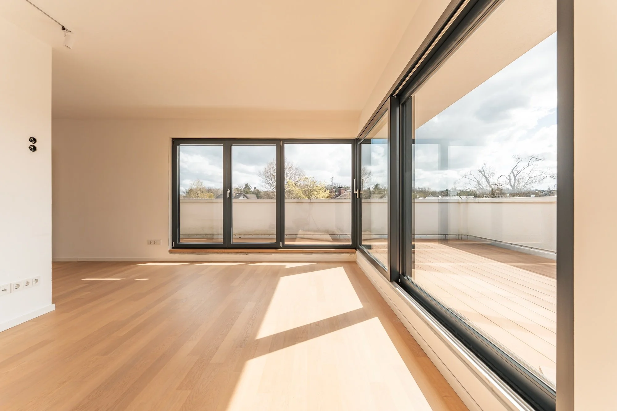 Real-Estate56_Interior_Timo-Dehn-Productions_timodehn.com_photo+video.jpg