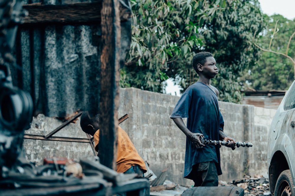 Serrekunda-Garage6_The-Gambia_TimoDehnProductions_Photo+Video.jpg