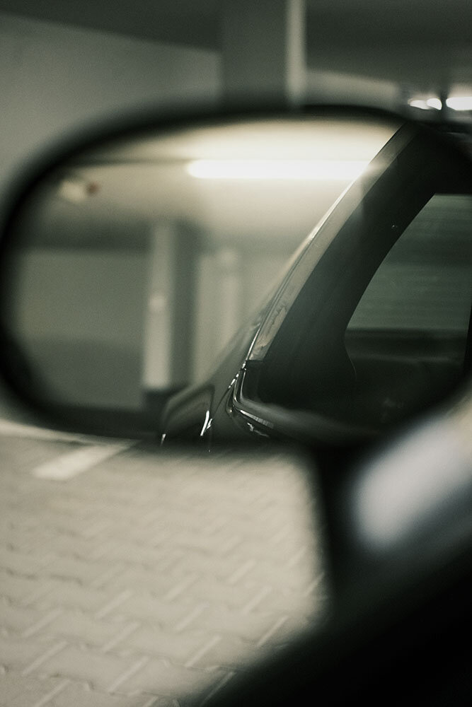The-Beast_Mirror1_Timo-Dehn-Productions_timodehn.com_photo+video.jpg