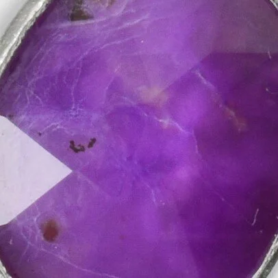 E15. Earrings. £680.