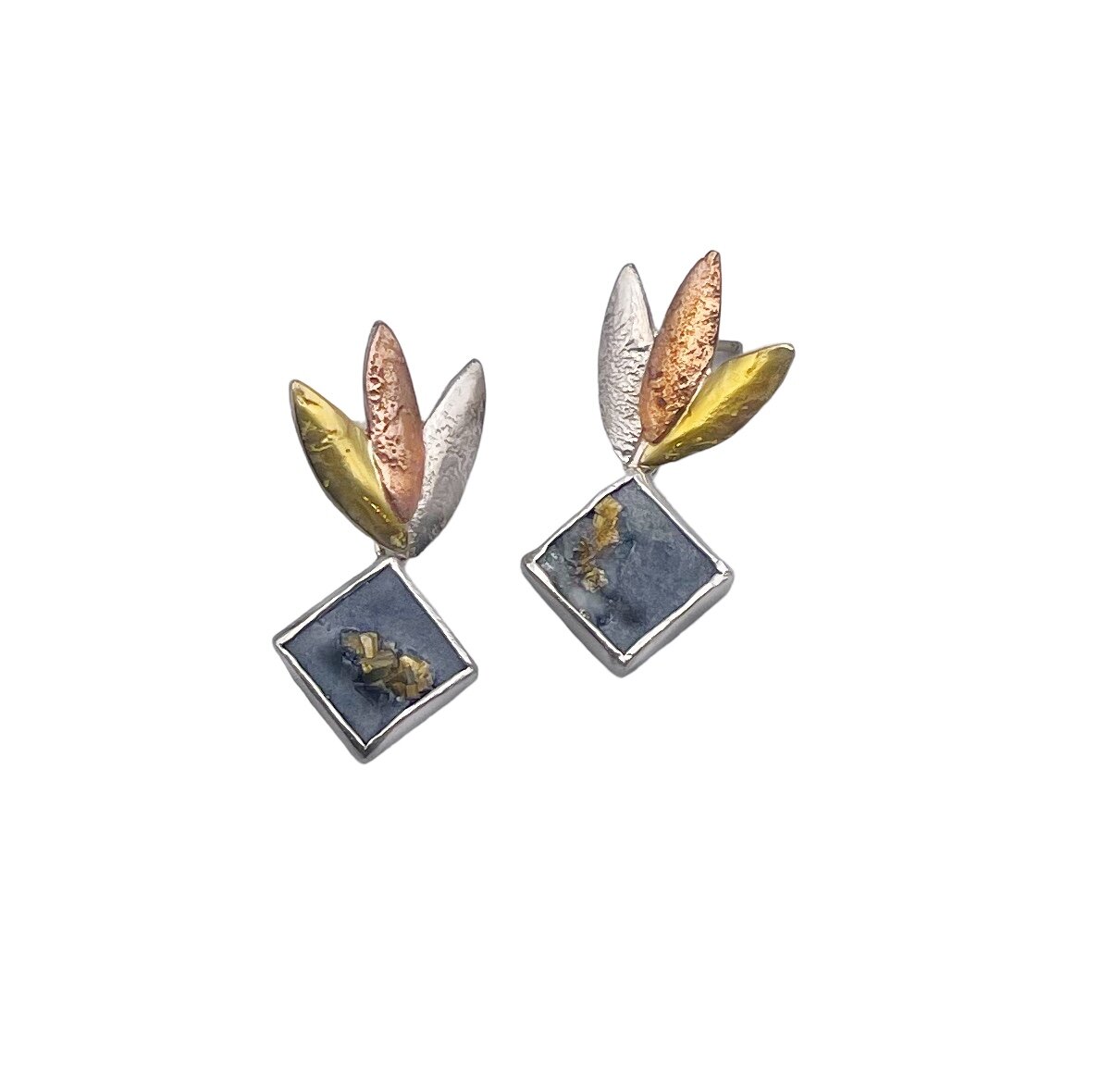 C3F95806-0996-42AE-8F34-011AD615B96E