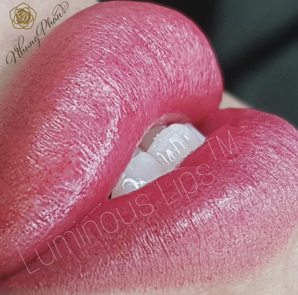 Luminous Lips™