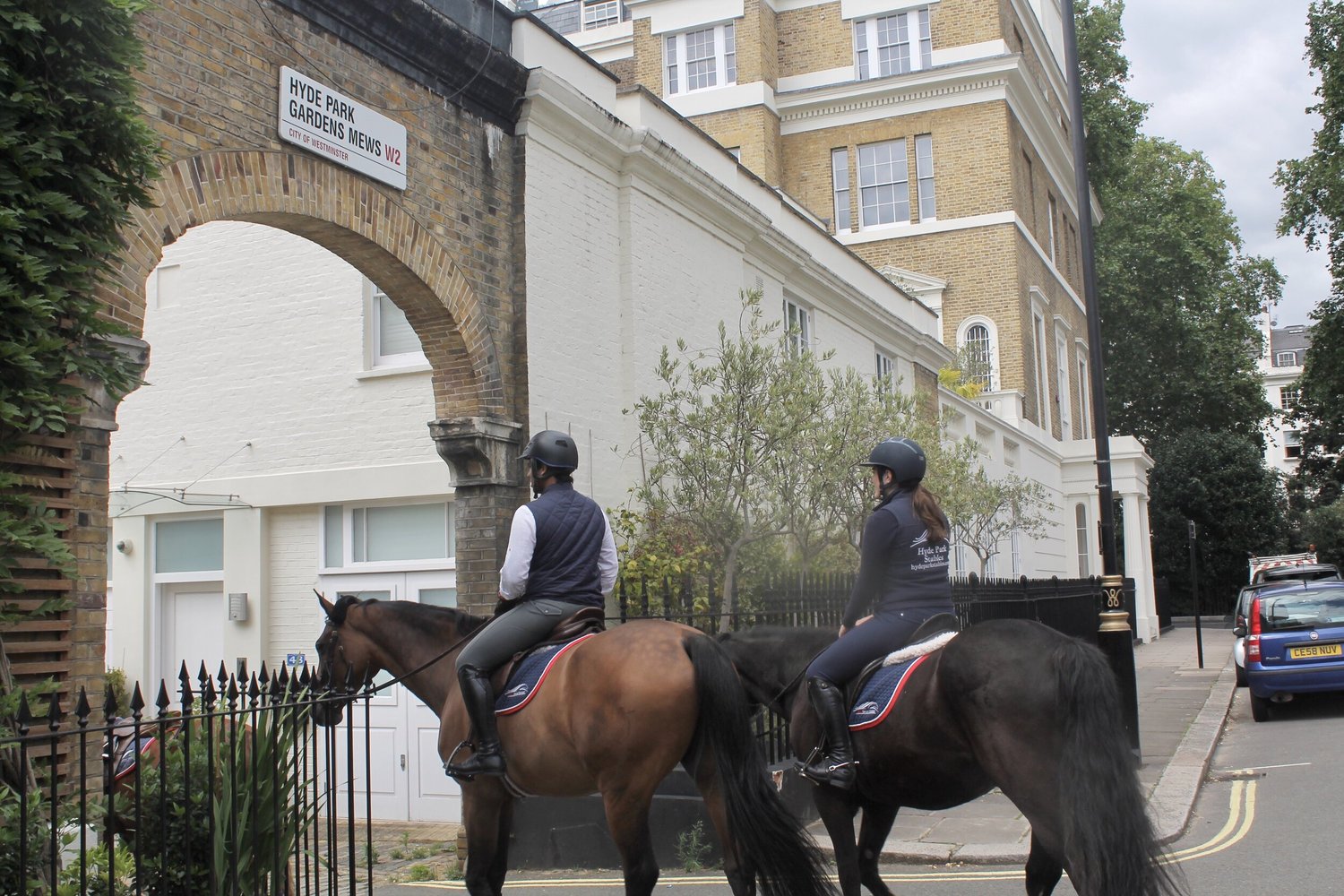 Horse Riding in London Photo Gallery — HYDE PARK STABLES