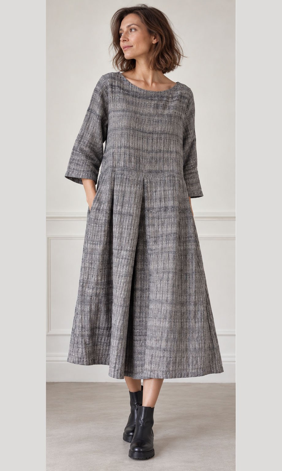 graues Leinenkleid.jpg