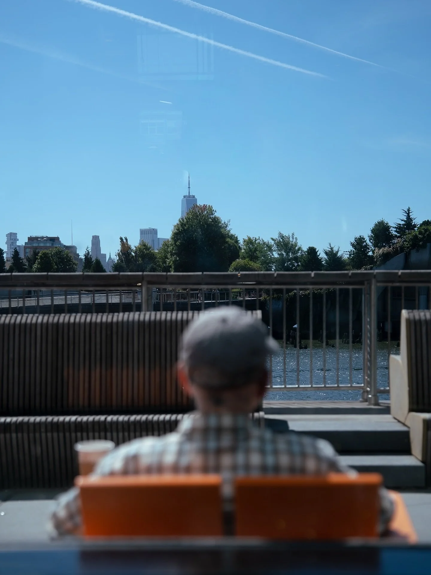 Pier 57
&bull;
&bull;
📷 @sonyalpha A7iii + @samyangbenelux 35-150
&bull;
&bull;
#rawurbanshots 
#streetfinder 
#streetmagazines 
#streets_unseen 
#streetleaks 
#capturestreets 
#untoldstreets 
#rsa_streetview 
#_streetstock 
#opticalwander
#sublimes