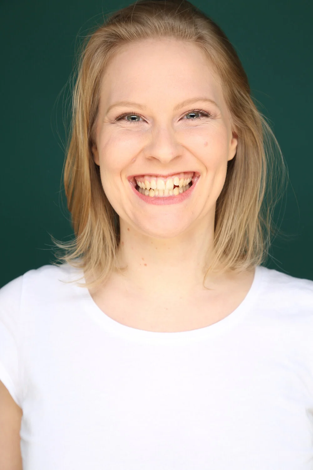 Peglow, Yvonne Kontakt.jpg