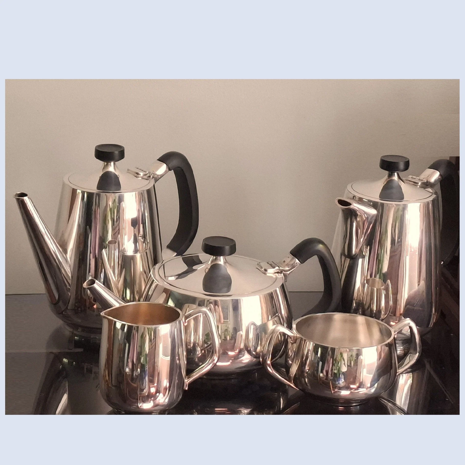 Walker and Hall 5 piece tea and coffee set by Robert Welch