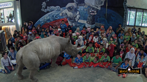 big-screen-augmented-reality-system-launches-at-magic-eye-3d-museum-in-thailand-3.png