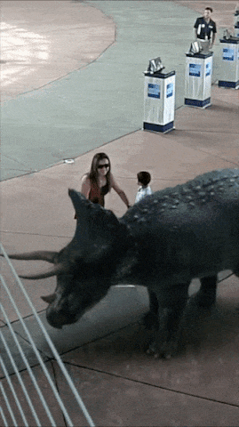 jurassic-park-broadcast-ar-experience-at-universal-studios-orlando-for-american-express.gif