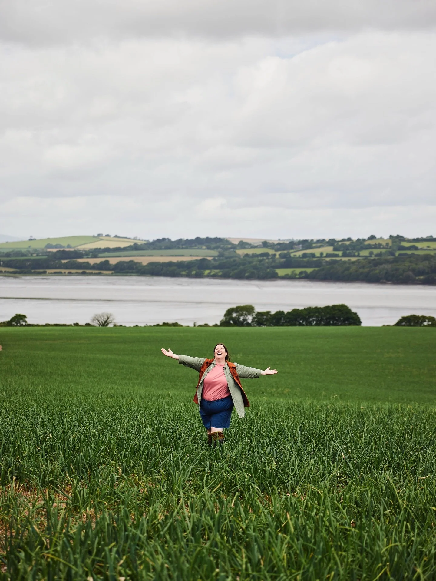 Just some lovely smiley shots of the lovely Merryn for @ginstersofcornwall to support some new video content going out on social. My @canonuk R5 really came into its own meaning I could shoot silently alongside video without the sound guy having a go