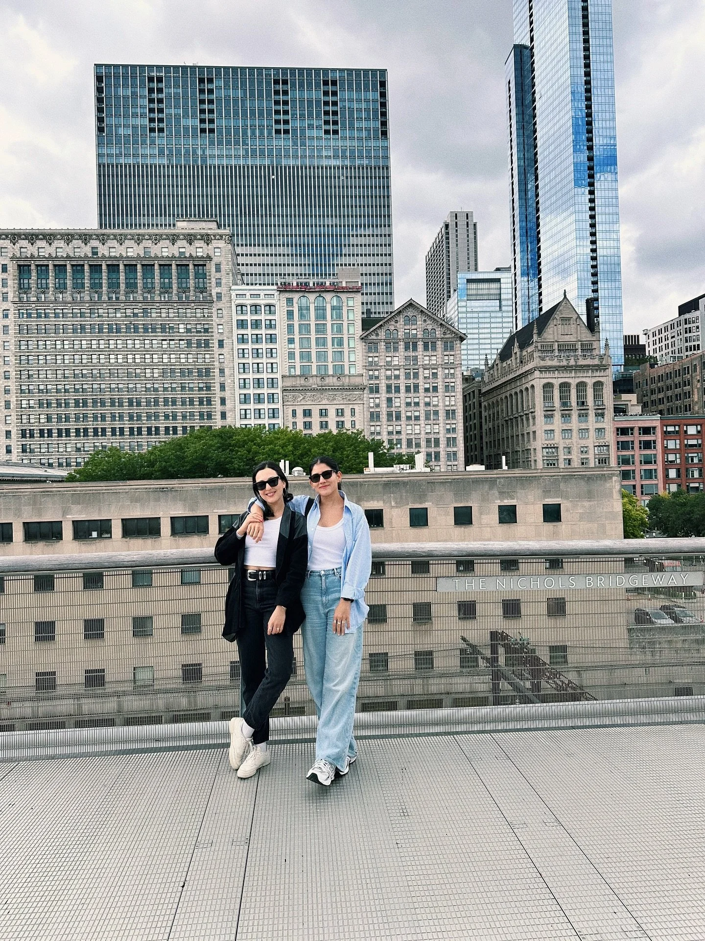 14 years. One city. And my very first city guide.

So much happened in Chicago 🩵 it&rsquo;s where I went to school at the School of the Art Institute of Chicago, where I landed my first job, and where I married my partner in adventure, Elena. It&rsq