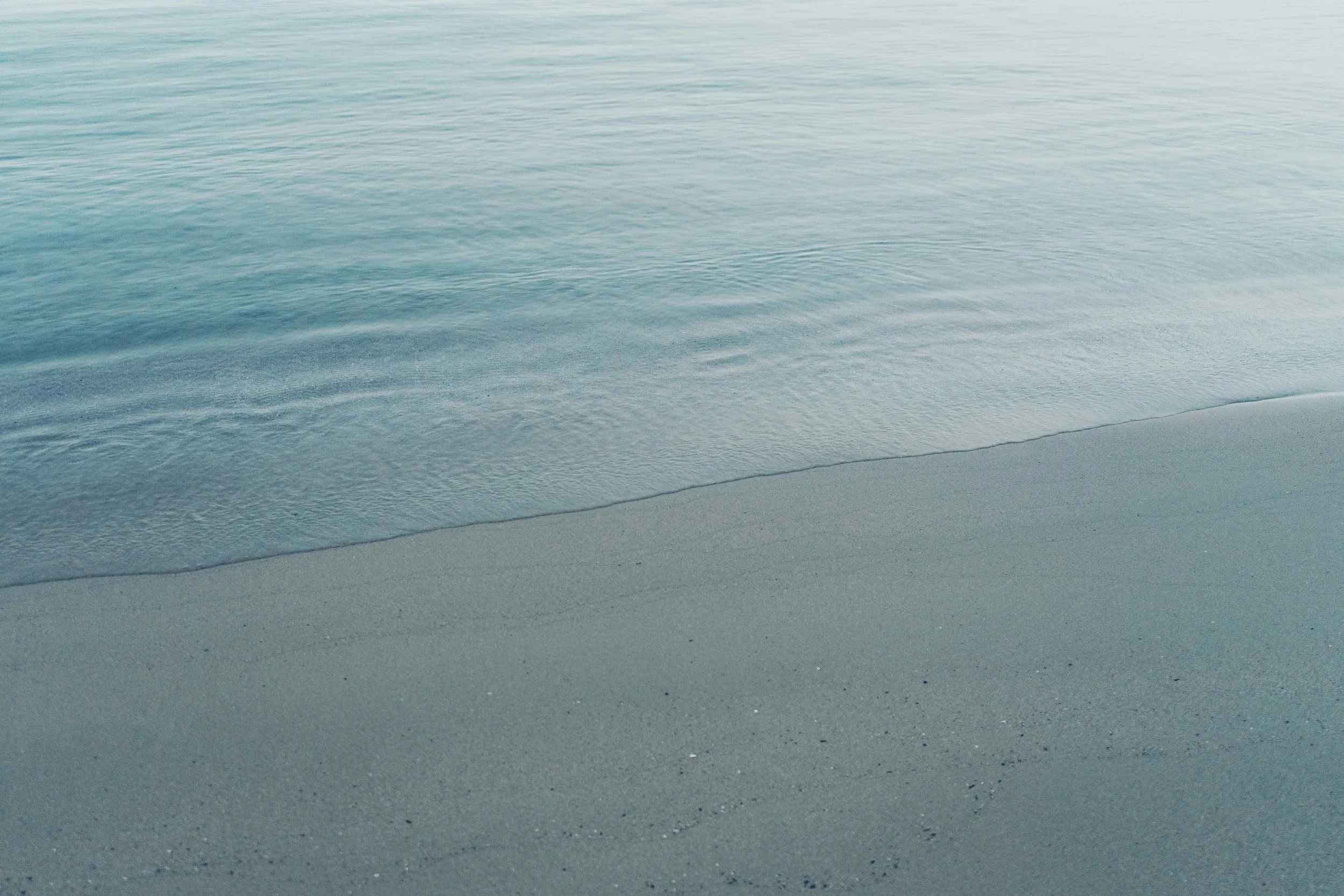 Gnetle shifting of tides representing consistency in fertility care at Fertile Earth Encinitas