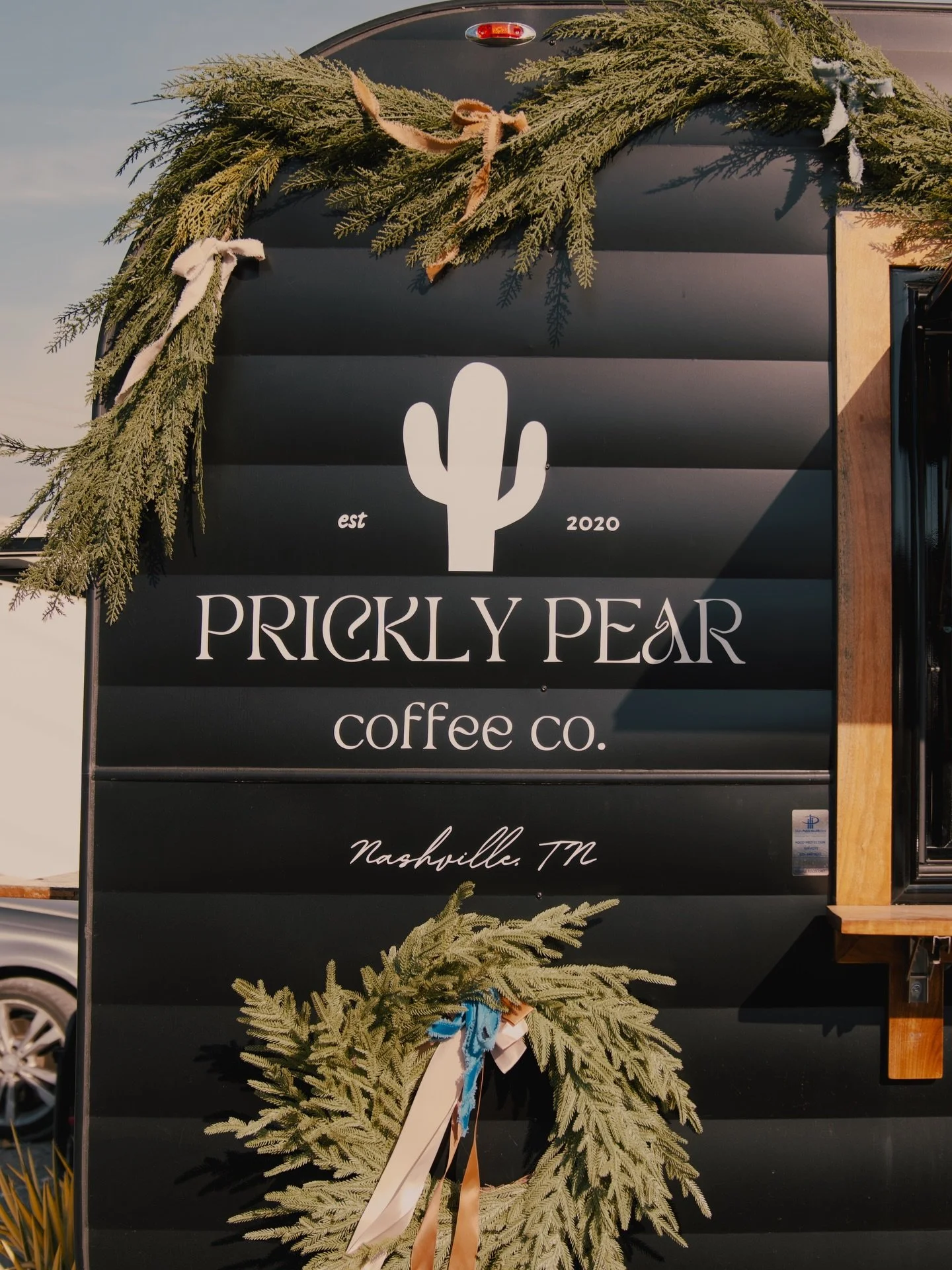 HAPPY HOURS (8-11a) TODAY @ WEDGEWOOD! 🤸&zwj;♀️

last work day before a holiday, caffeine is a must! show this post for 50% off your drink !!! 

CELEBRATING OUR GRATITUDE FOR YOU ! 🤎

*happy hours only valid at our Wedgewood location &mdash; 476 Hu