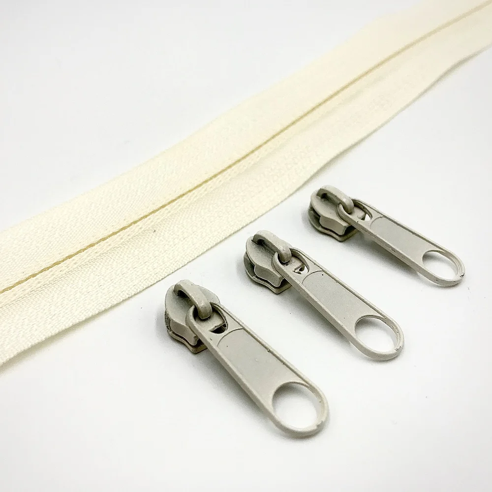 Continuous Zipper Tape with Gun Teeth Nylon Bag Making Supplies