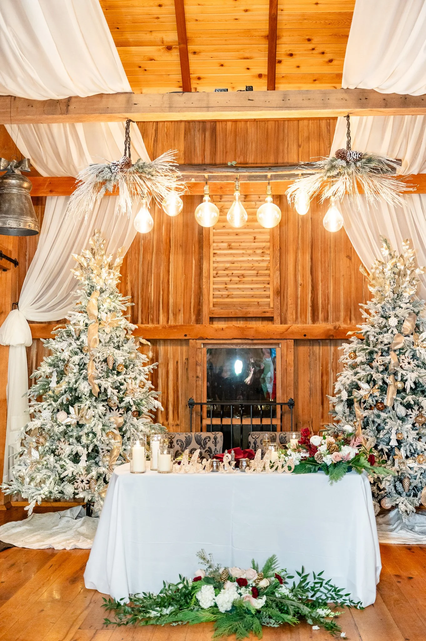 Ironstone Christmas Wedding Abby + William-158.jpg