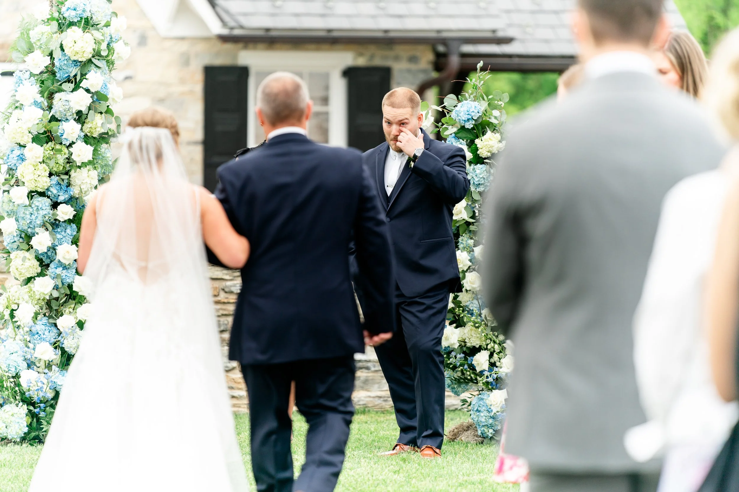 How Many Hours of Wedding Photography Coverage Do I Need?