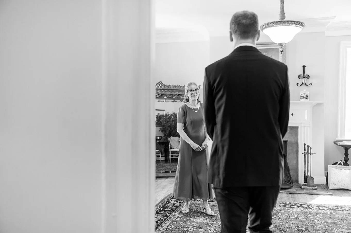 As a mom of three boys, I&rsquo;d like to propose making groom&rsquo;s first look with mom a thing. Who&rsquo;s with me?!

Springfield Manor had the perfect space for it. 🤩

Photography | @meganhofferphotography
Venue | @springfield_manor
Catering &