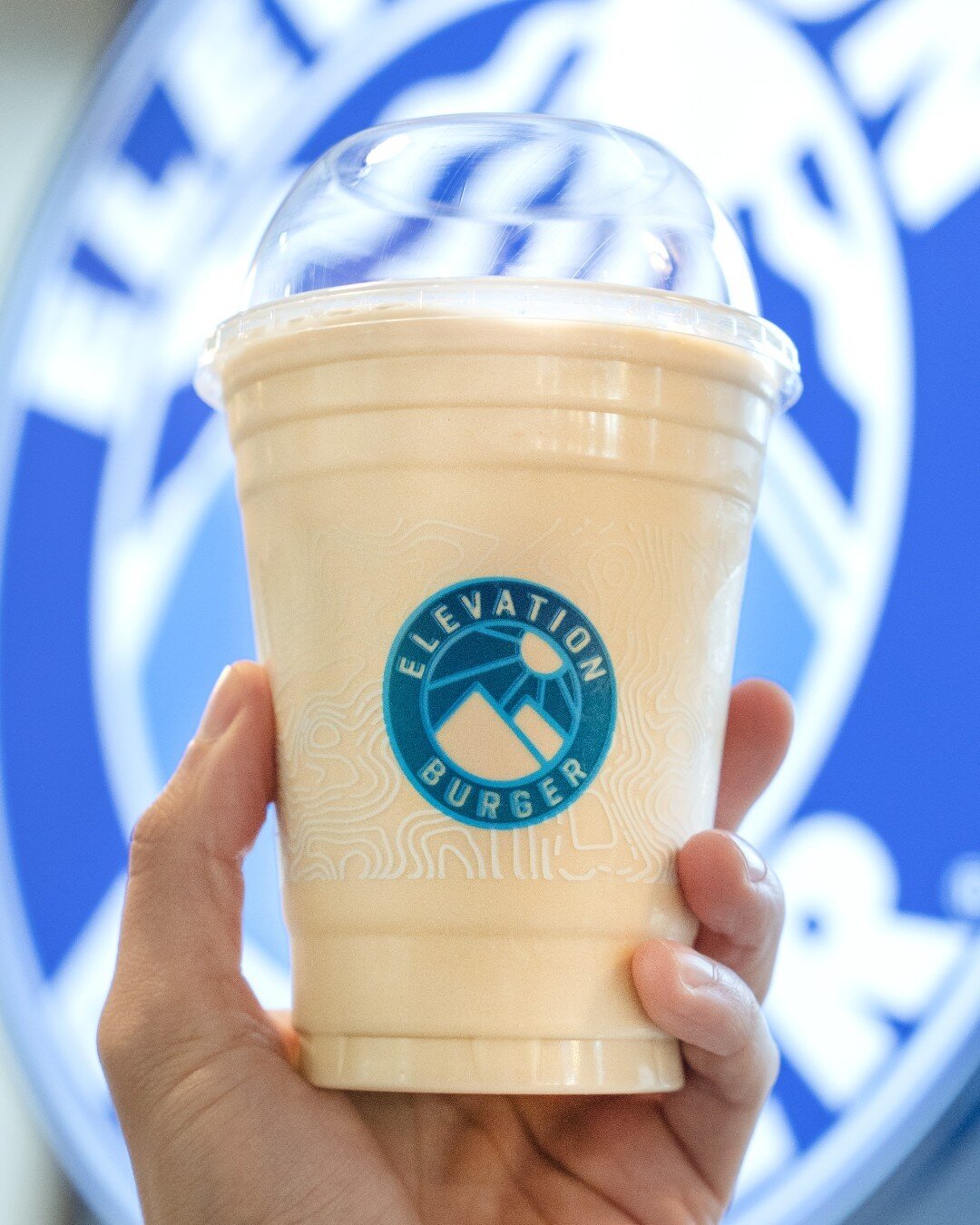 Did you hear the scoop for National Vanilla Milkshake Day? 👀 Elevation Burger's shakes are made using hand-scooped ice cream! 🤩🍦