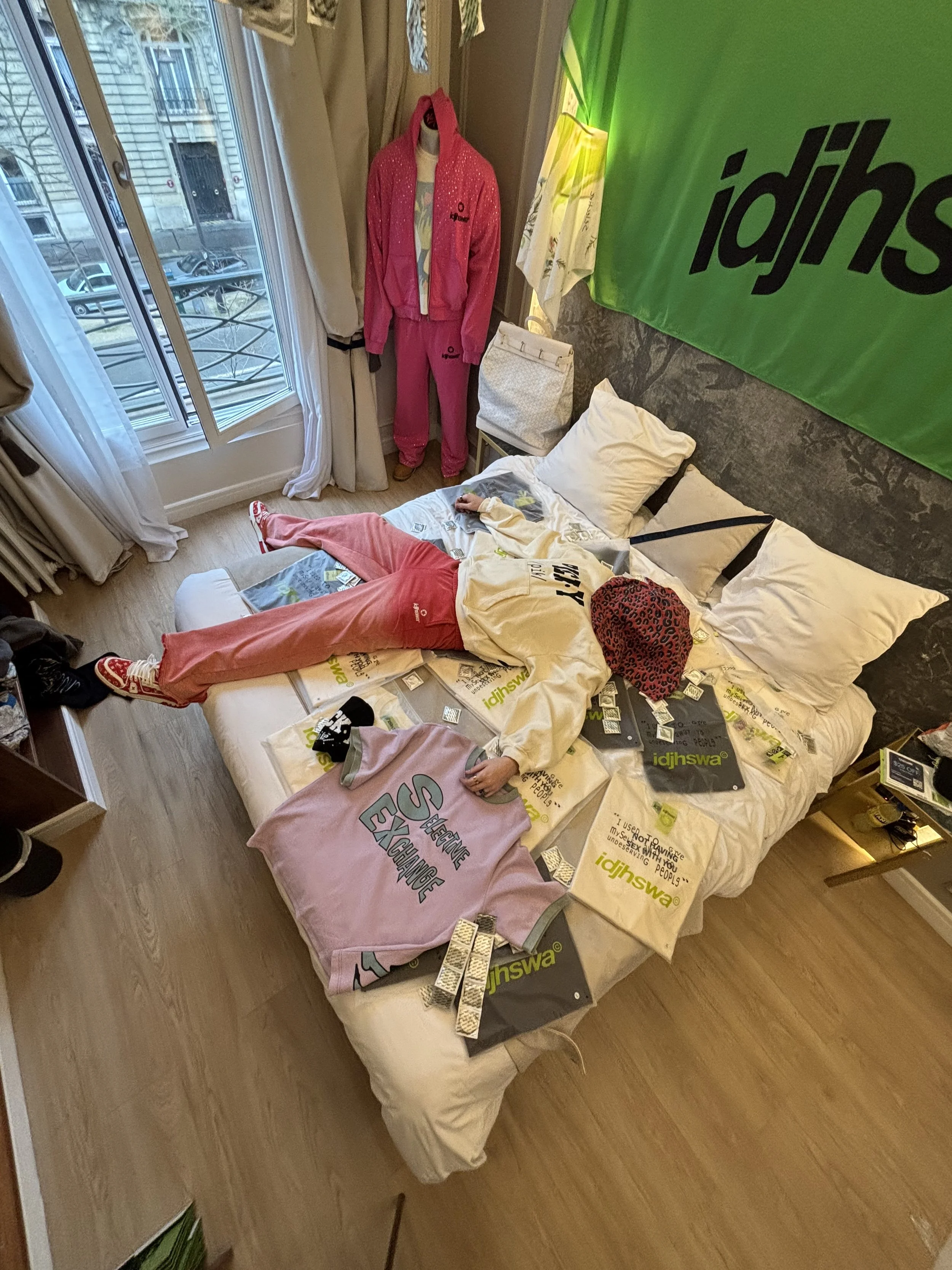IDJHSWA Showroom in Paris; Art Direction/ Visual Merchandising / Retail Activation