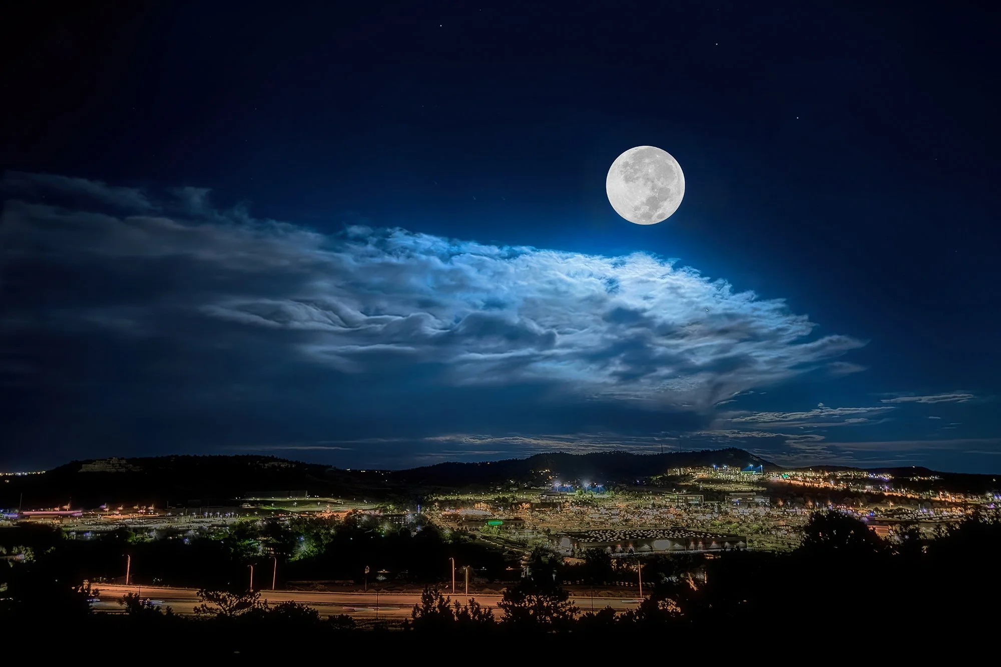 3 -- 2024-09-17_coslight_moonrise.jpg