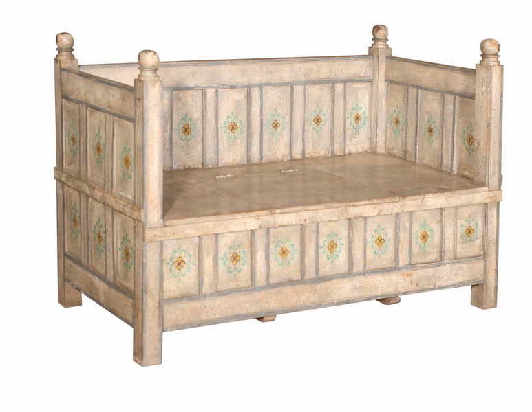 BANCA DE MADERA PINTADA 122X65X96CM.