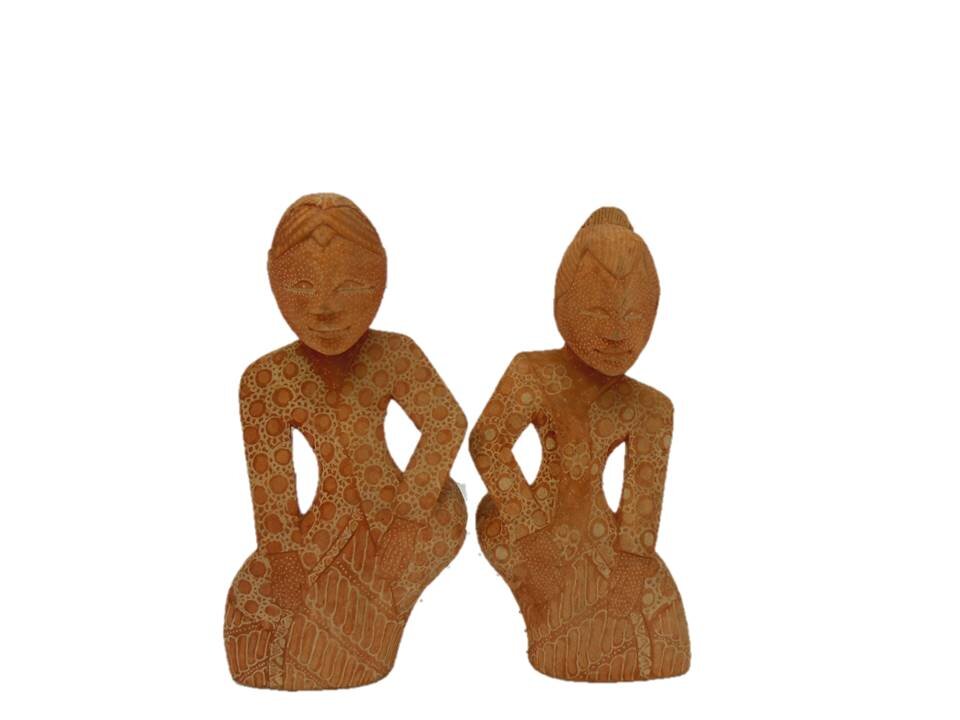 FIGURA MADERA C/BATIK CHIQUITOS  (SET DE 2)   MB-MG