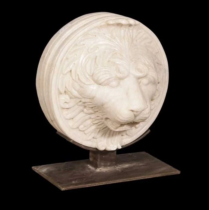 CARA LEON DE PIEDRA CON BASE 46X31X55