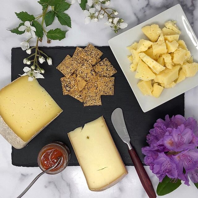 😍🌸🧀🌸😍
...
Check out this beautiful spread! This is @thecheeseshopofsalem&rsquo;s Victory Cheese Box offering, featuring @parishhillcreamery, @sbfcheese, &amp; @catocornerfarmcheese, plus a couple of thoughtful accoutrements. Head to their website to order one of your very own and support American cheesemakers! 🌺 Flowers not included 😉 but we encourage you to recreate this elegance at home with your own seasonal blooms! #chooseitorloseit #victorycheese #americancheese #americanartisan #cheese #cheeseplate #cheesefordinner