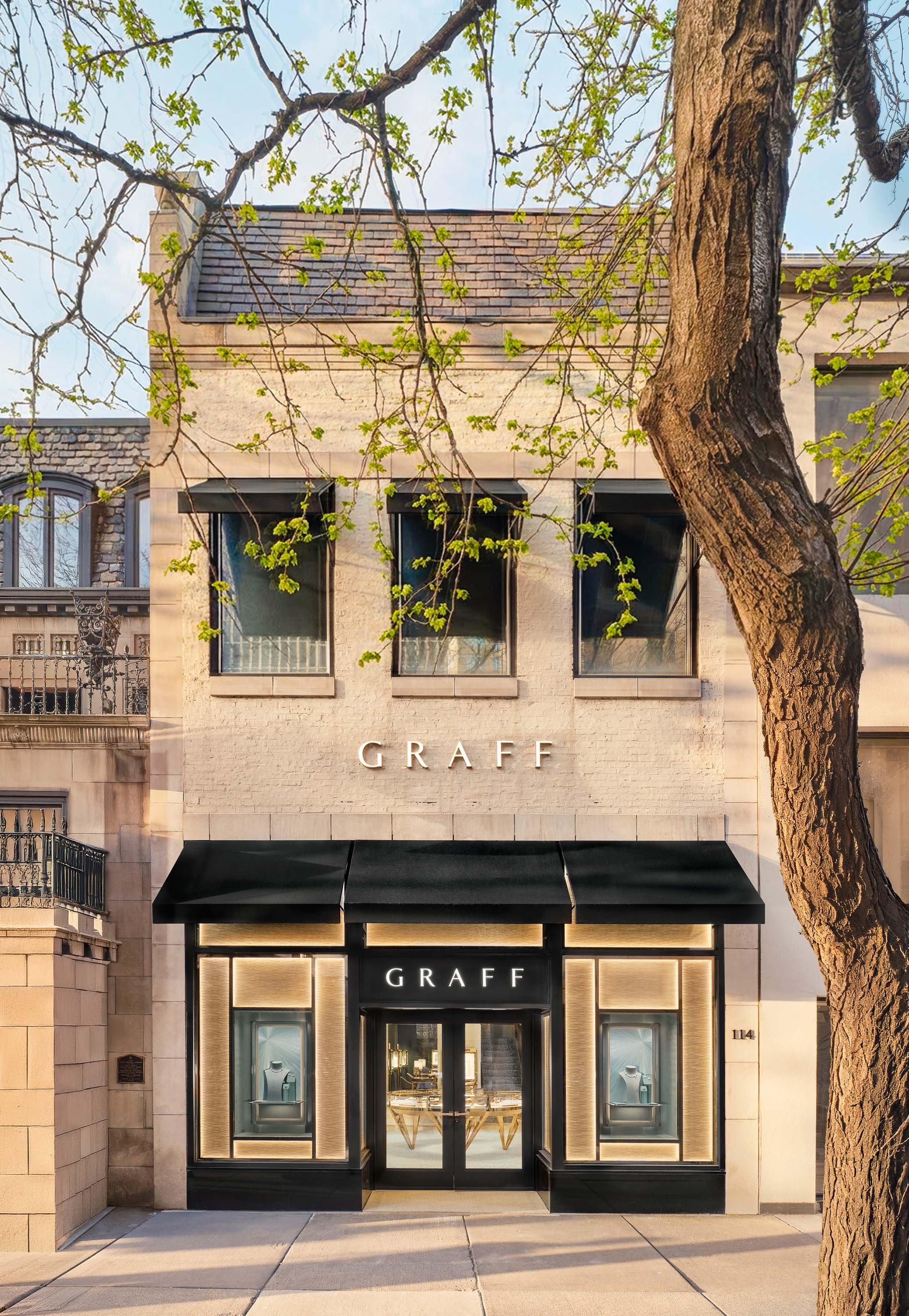 Graff-Chicago_0001-compressed.jpg
