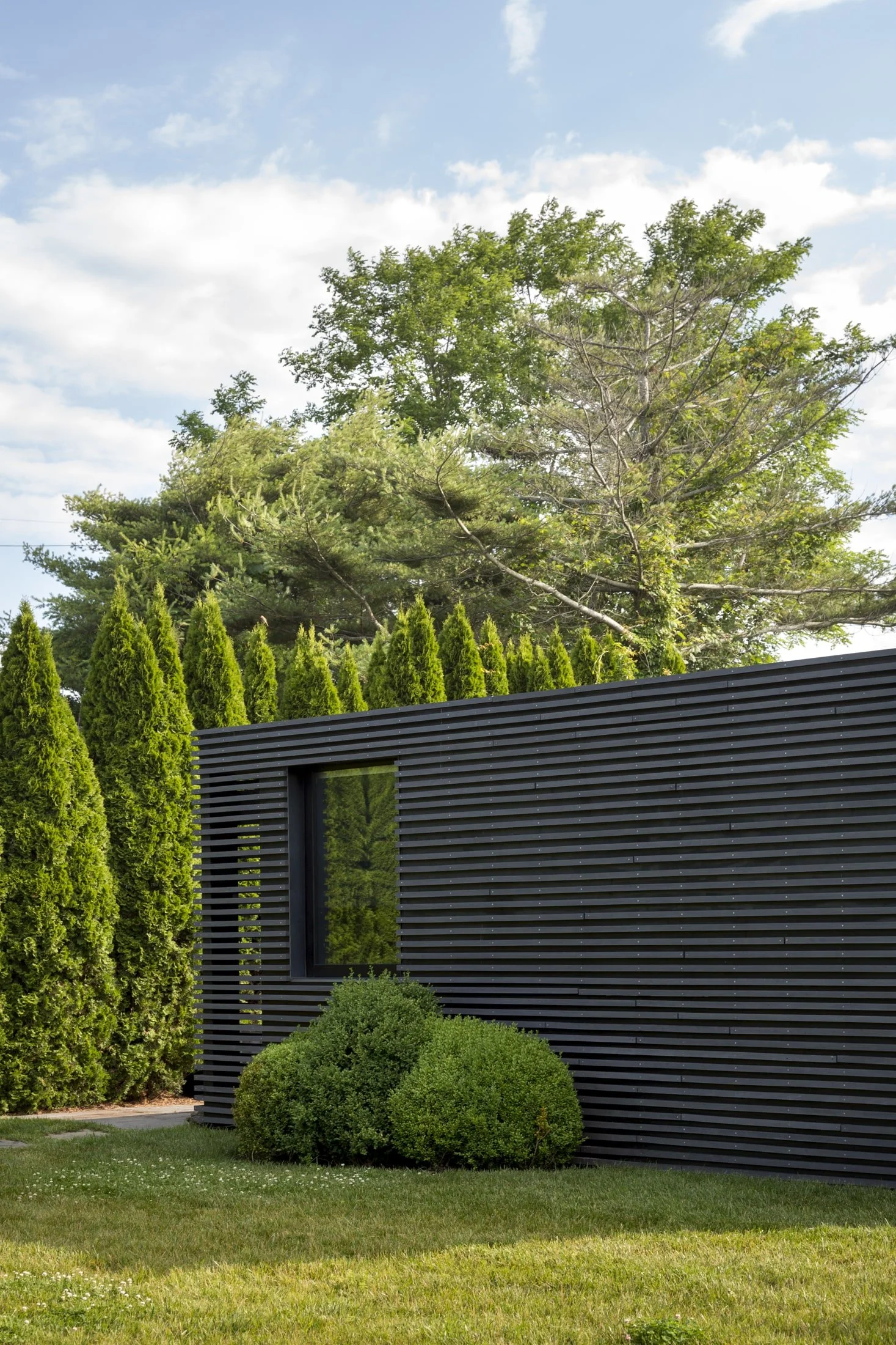 00180411_WORK01_Exterior07-min.jpg