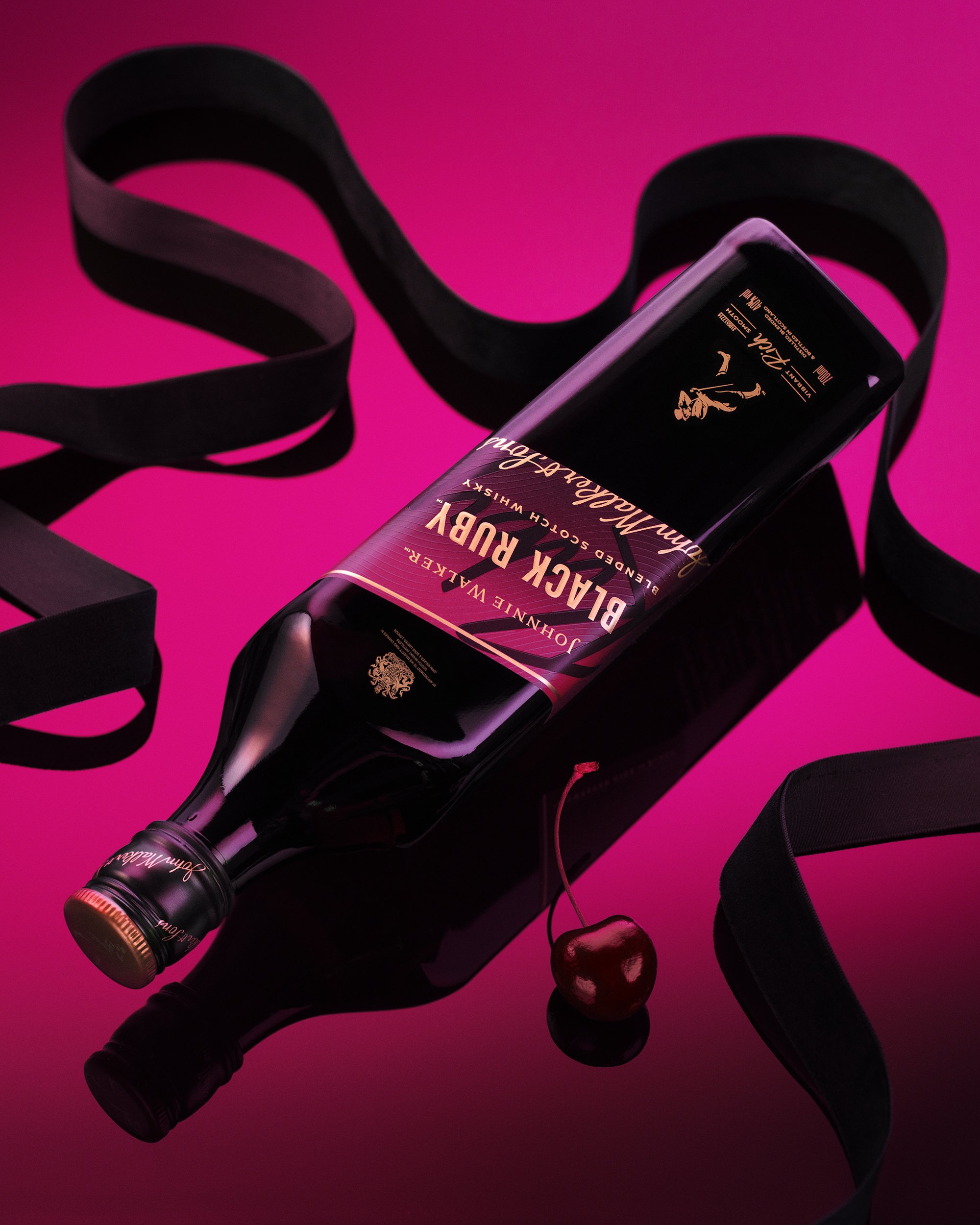 250701_JOHNNIEWALKER_01_BLACKRUBY_0047_FOCUSSTACK_RIBBON_ALT_4x5.jpg