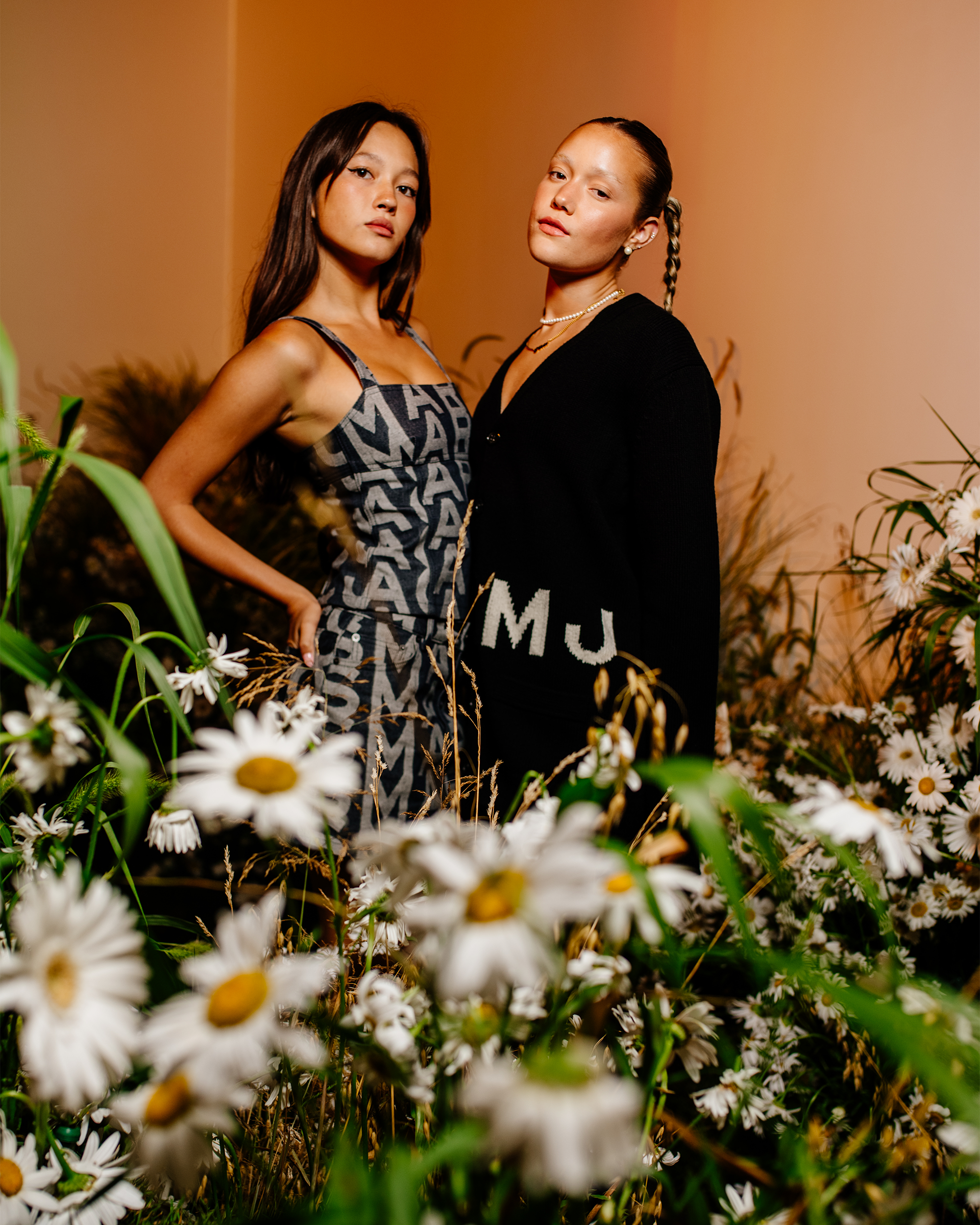 2022-08-03 - Hunter Abrams - Marc Jacobs Ever So Fresh - 151.png