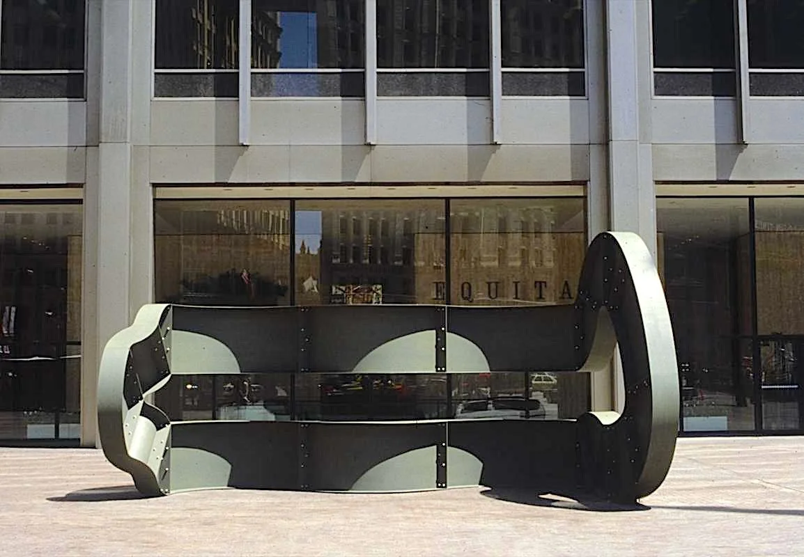 Richard Deacon   HOST, 1989