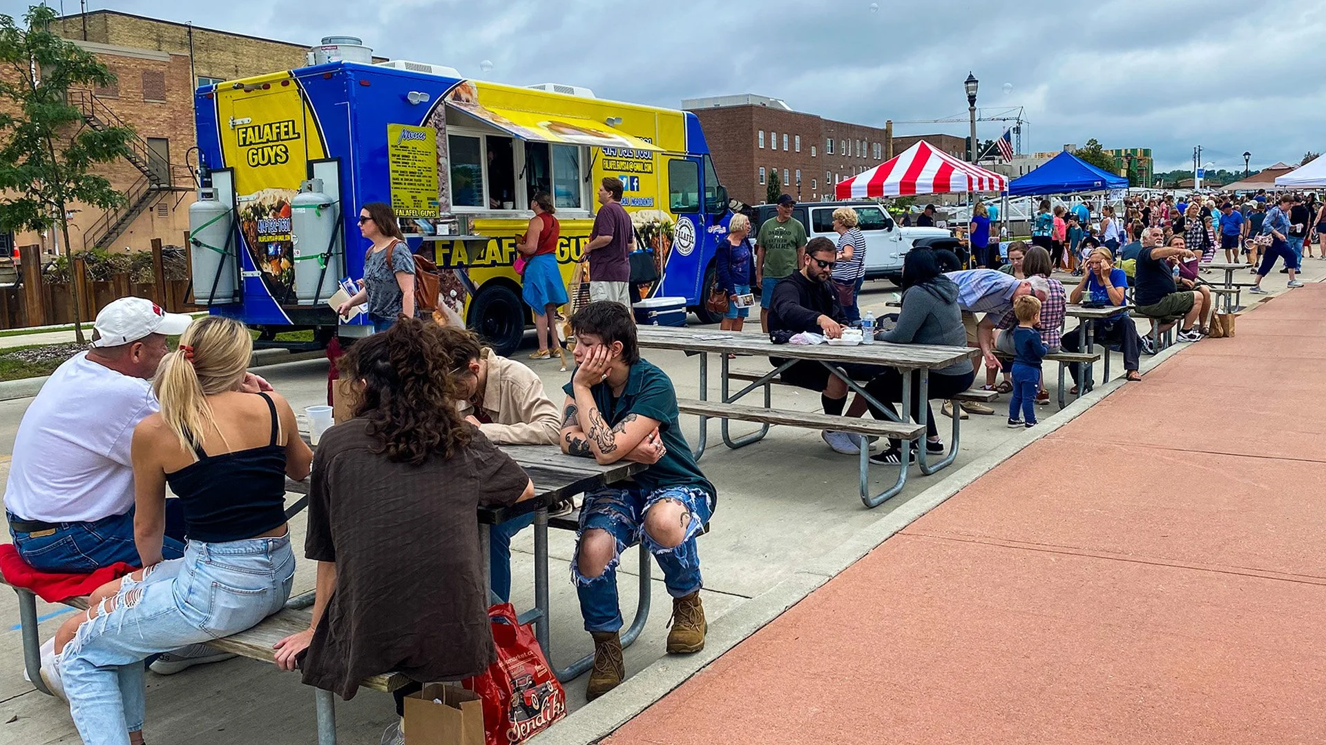 Veterans Food Truck.jpg