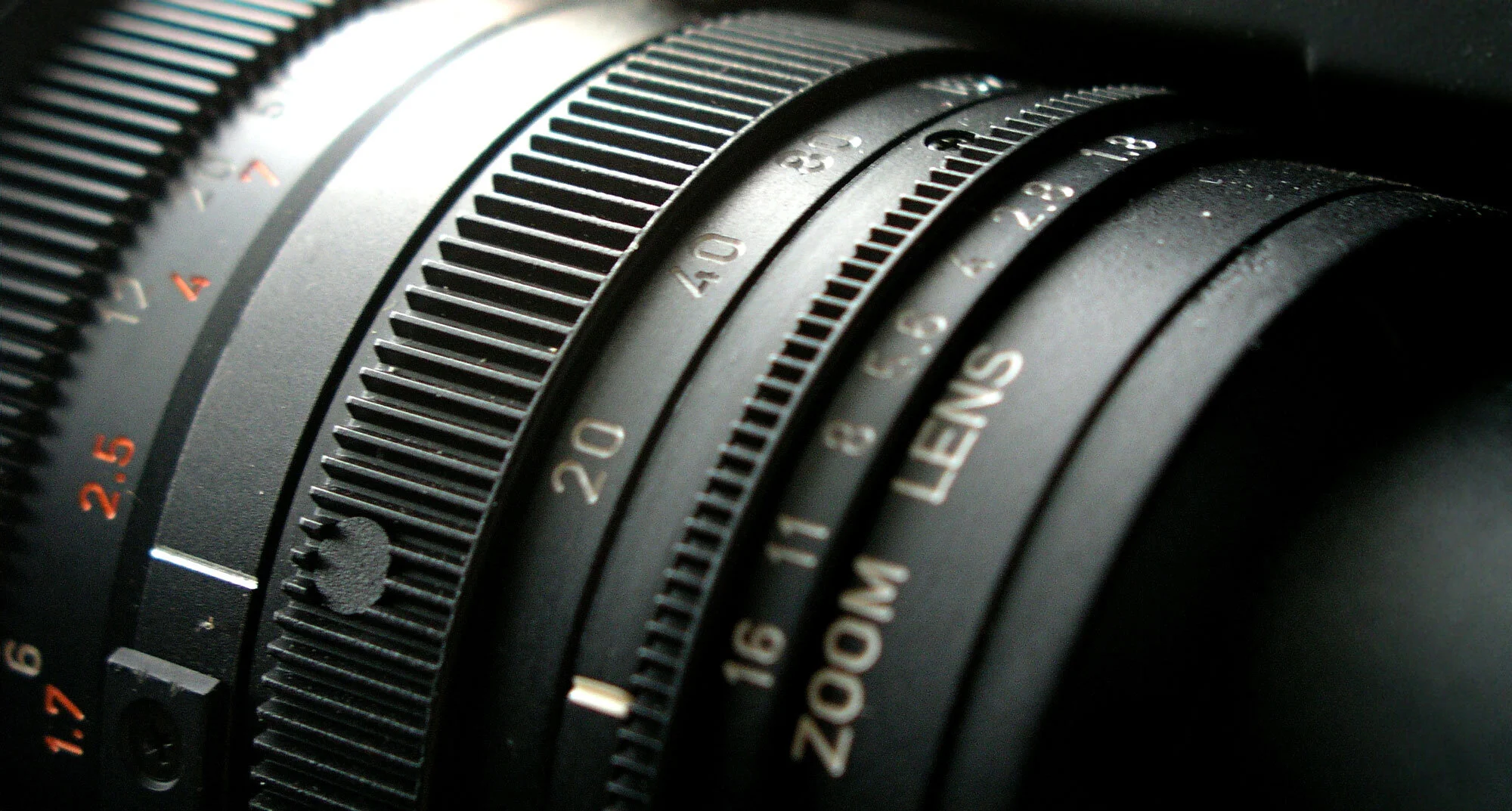 Close-up-of-adjustable-camera-lens.jpg