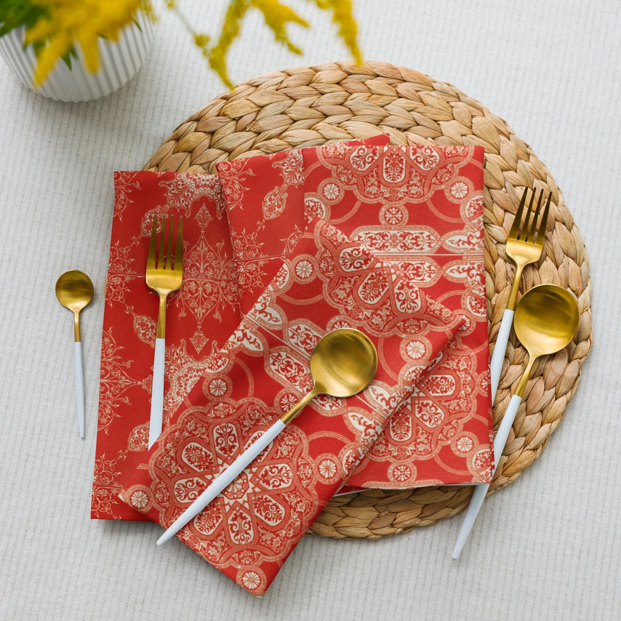 Holiday cloth napkin set