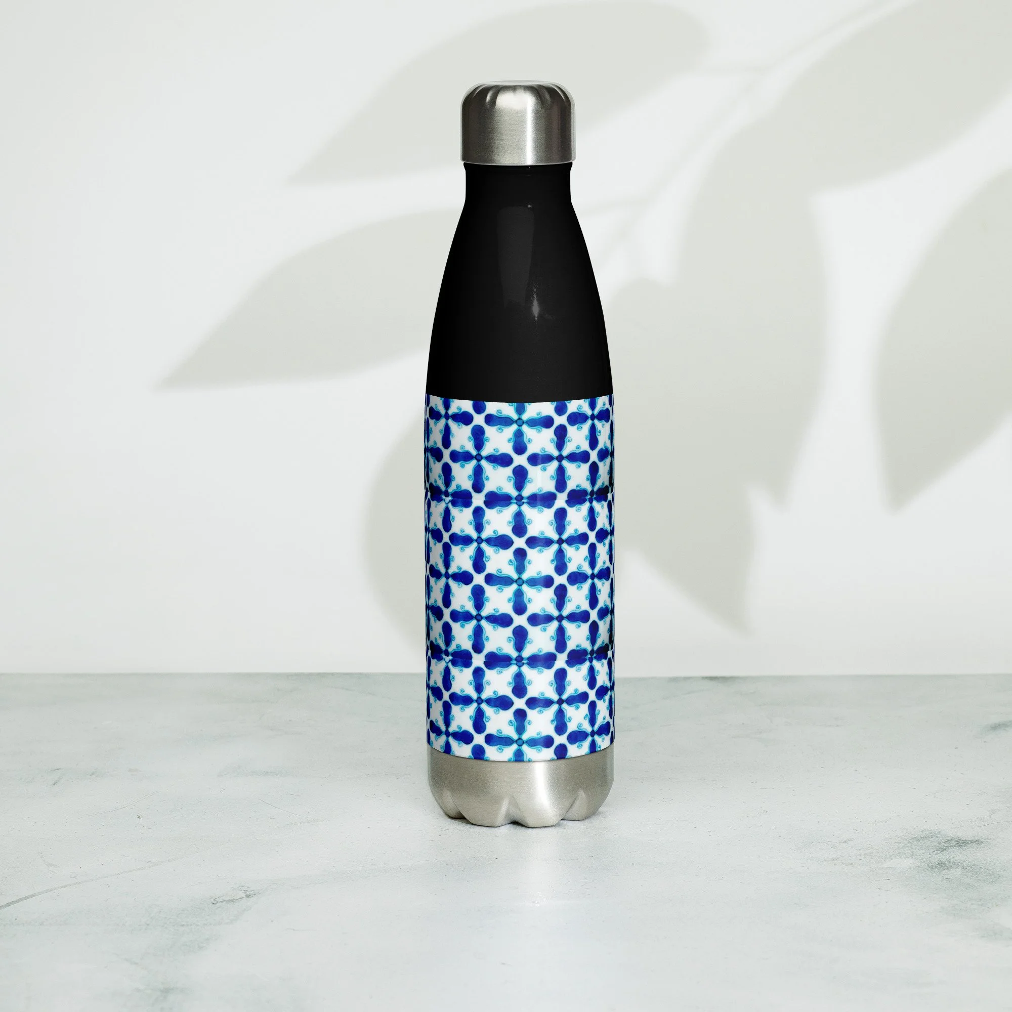 stainless-steel-water-bottle-black-17-oz-front-692259c19e4b5.jpg