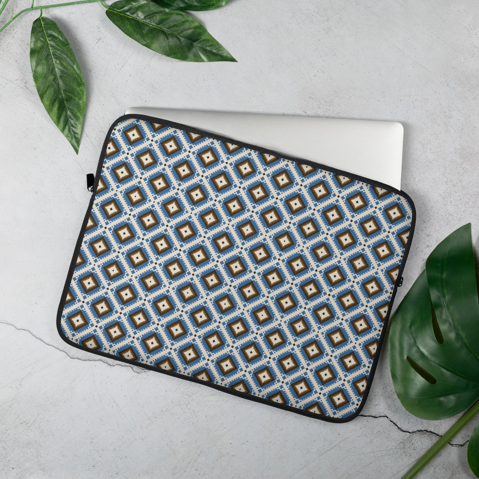 laptop-sleeve-15-front-6a2cae824f002.jpg