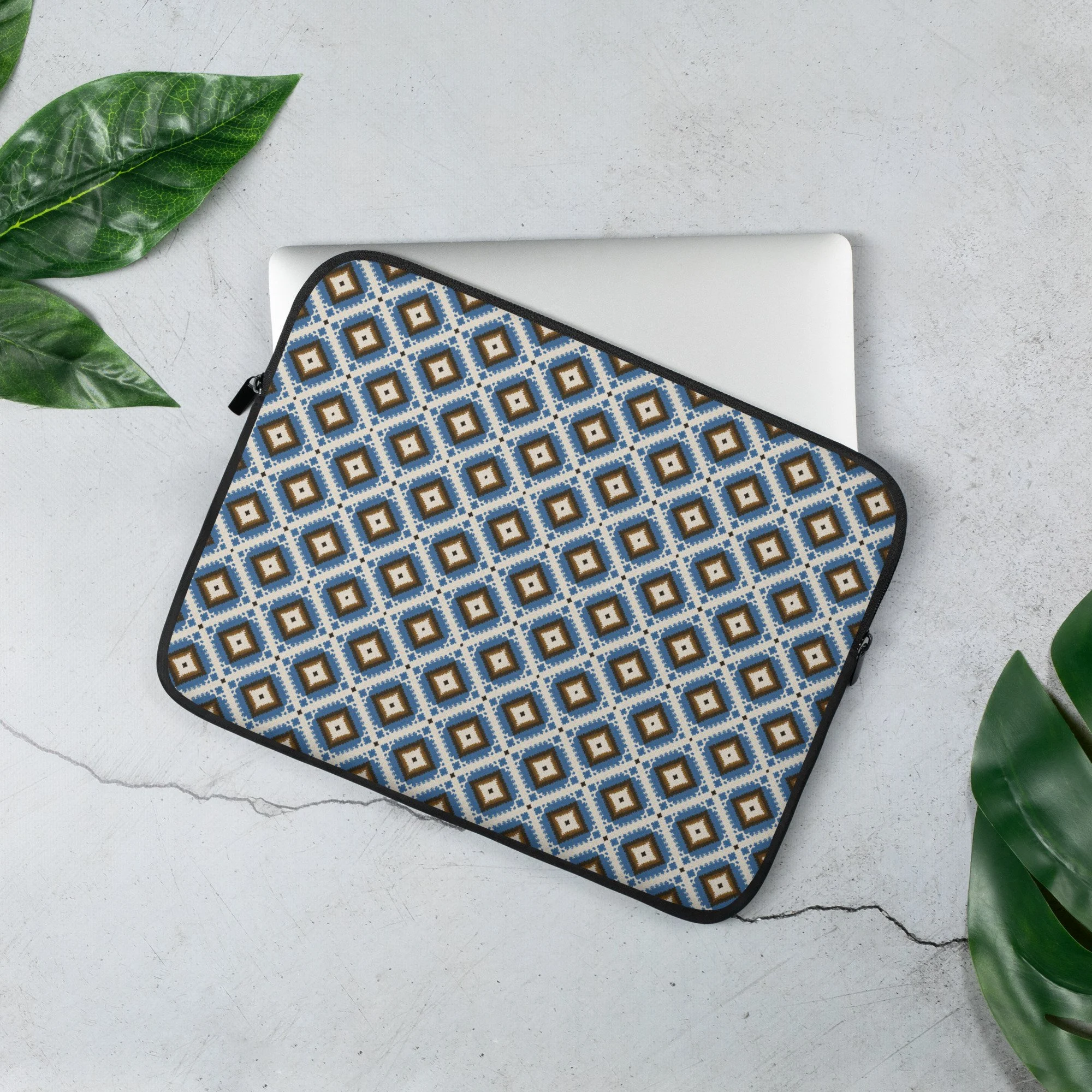 laptop-sleeve-13-front-6a2cae824fbc0.jpg