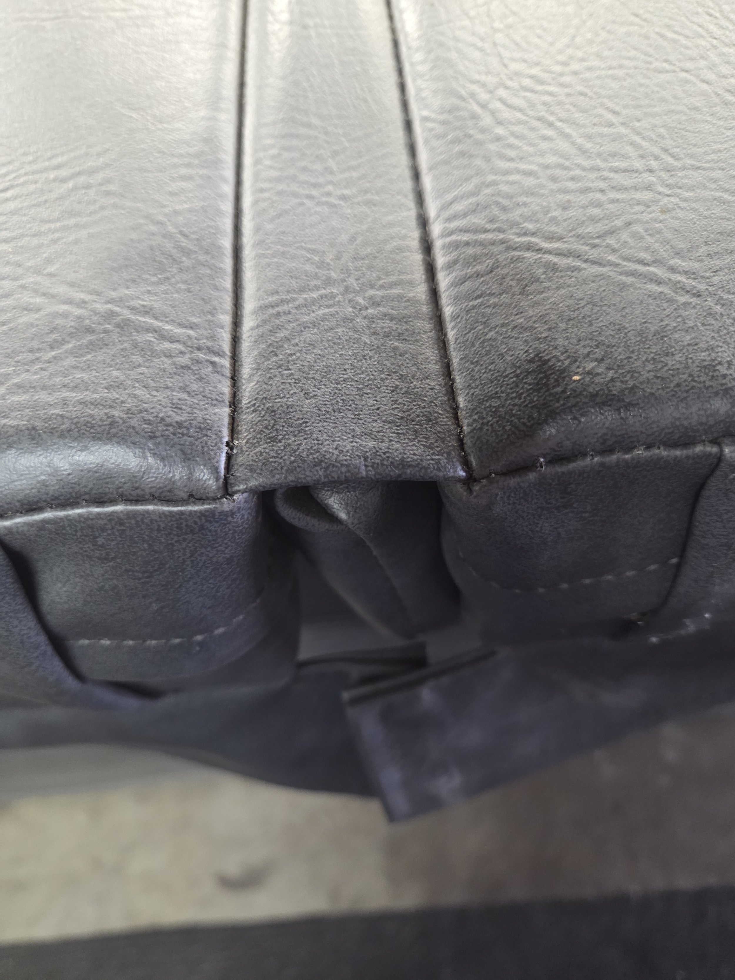 Reinforced hinge seal.jpg