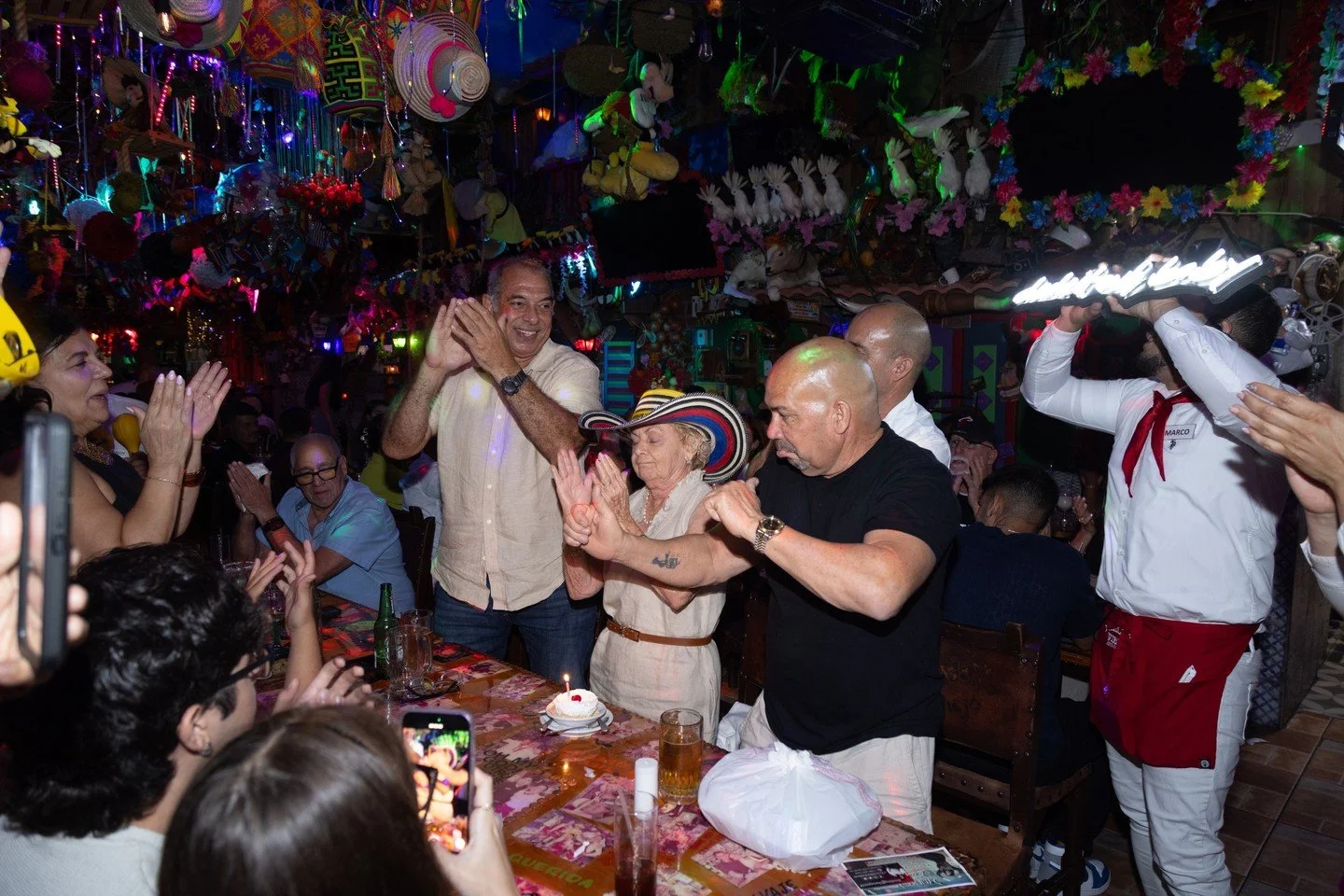 Si tu cumplea&ntilde;os no luce as&iacute;, es porque no viniste a Pueblito Viejo! 🪩🎉 &iexcl;Nos vemos este fin de semana con DJ, entretenimiento en vivo y mucho mucho m&aacute;s! ⁠
⁠
If your birthday doesn't look like this, it's because you didn't