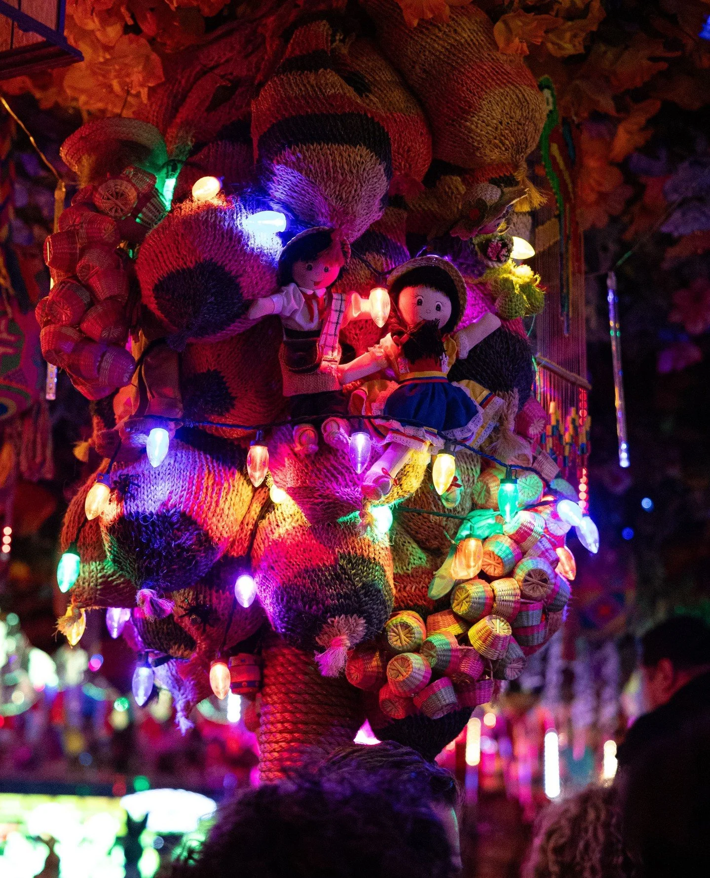 Lo que tienes que hacer en Pueblito Viejo es mirar ⬆️⬆️⬆️⁠
⁠
Tenemos tantas cosas que ver aqui en Pueblito Viejo Miami y Chicago!