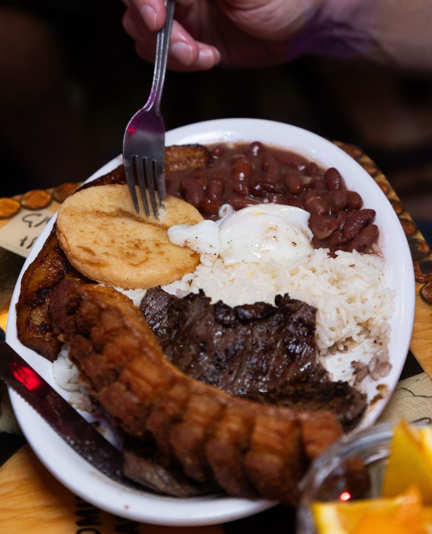 Pueblito Viejo se ve mejor en persona que en fotos y videos 😉 &iquest;Vienes a Pueblito Viejo Chicago o Miami? &iexcl;D&eacute;janos saber en los comentarios!