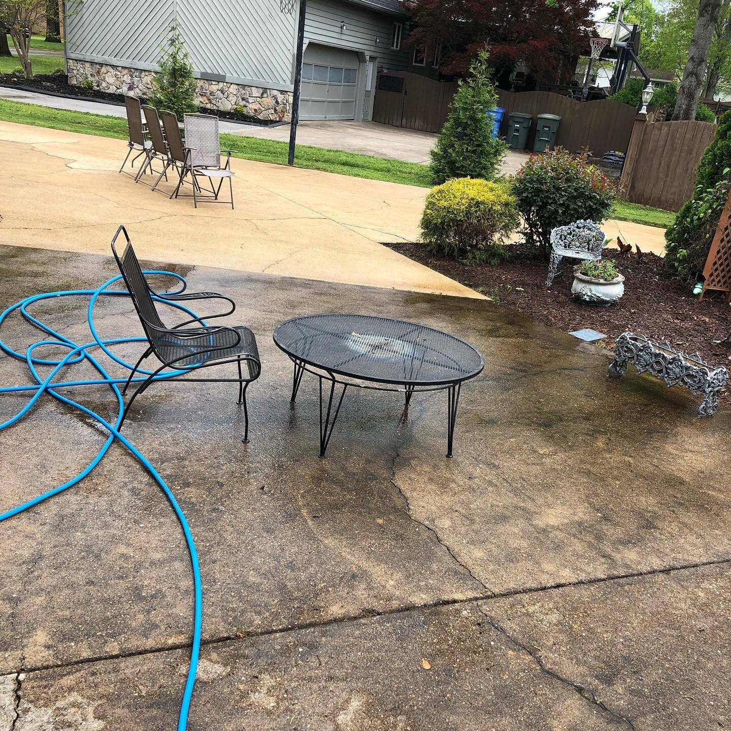 We&rsquo;re all spending a little bit more time at home this spring. Let us know how we can help make it more enjoyable for you and your family! (423)-497-6055
.
.

#chattanooga #chattanoogasmallbusiness #pressurewashing #windowcleaning #lookoutmount