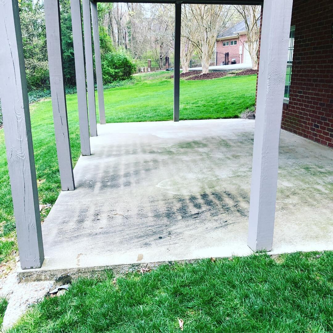 It&rsquo;s been so great to be working in some amazing weather over the past few days. Now that it&rsquo;s starting to get warmer it&rsquo;s the perfect time to get your porch/patio cleaned and ready for all the spring and summer festivities.
.
.
.
.